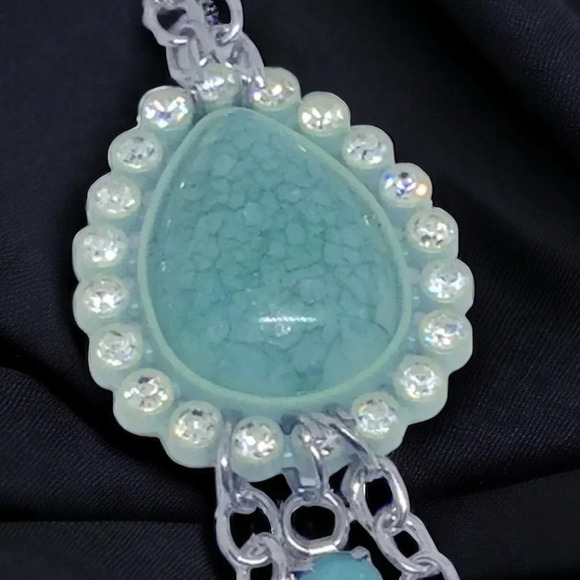 Rhinestone Faux Turquoise Necklace & Earring Silver Tone set - Picture 4 of 7